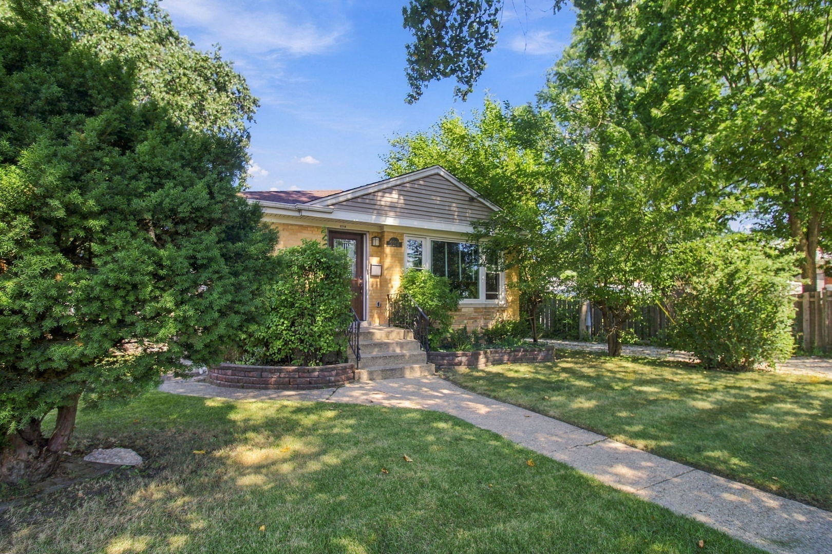 main property photo 18