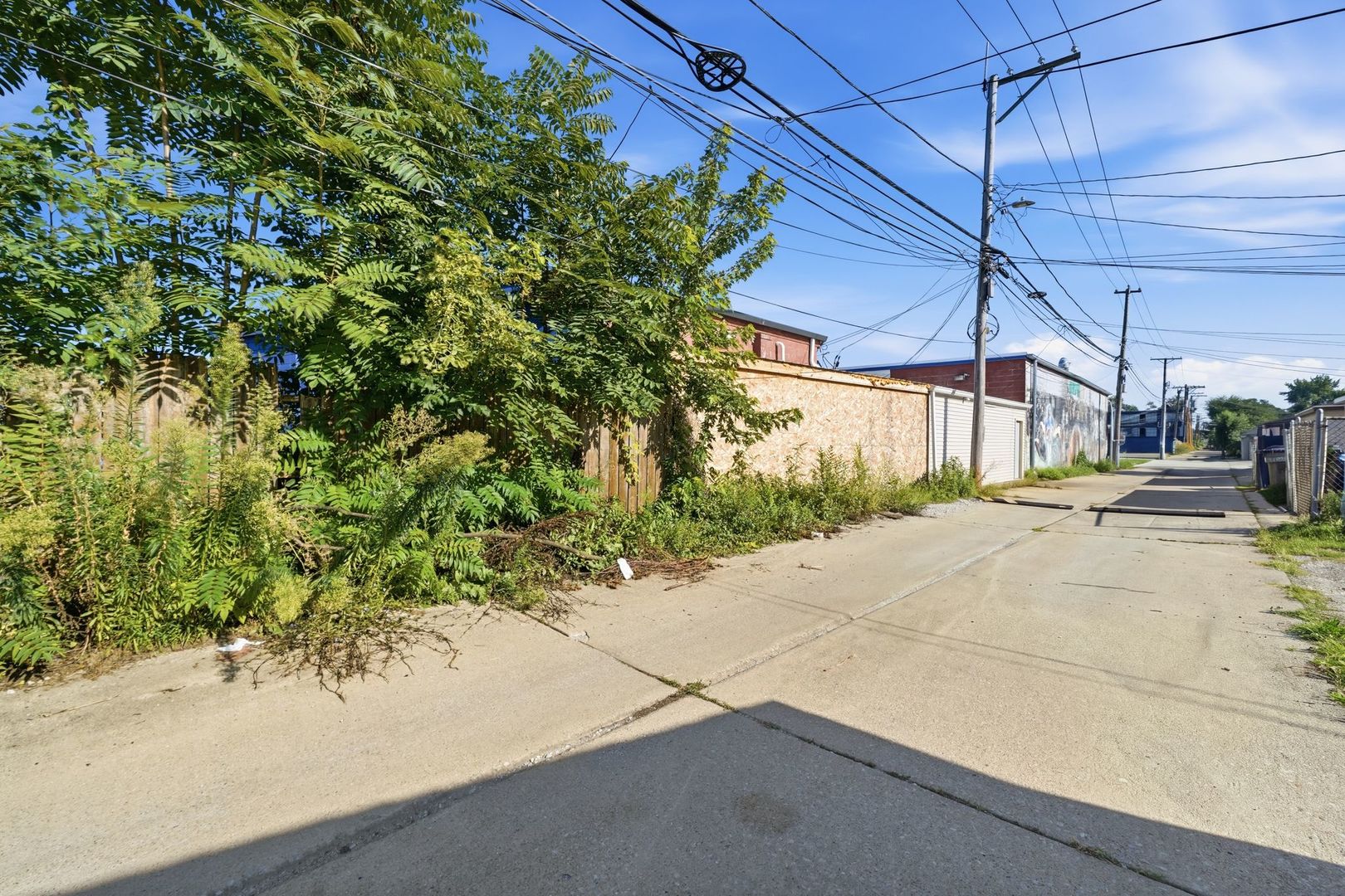 main property photo 51
