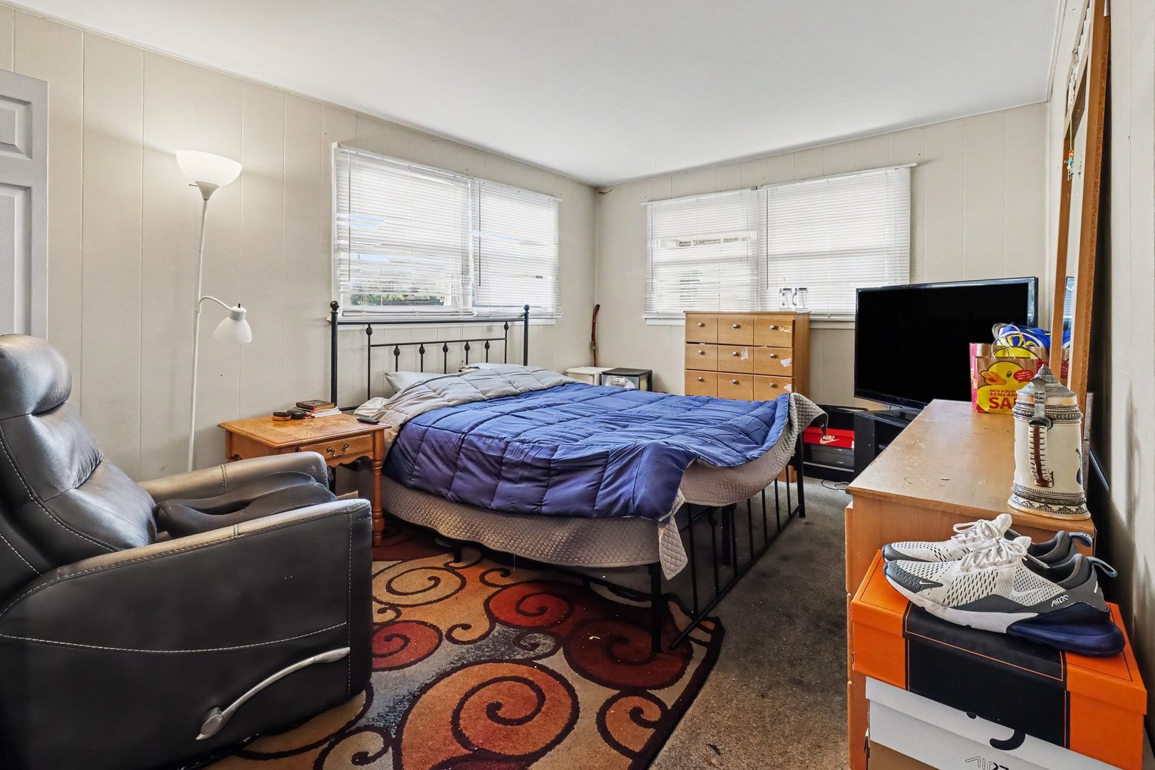 main property photo 13