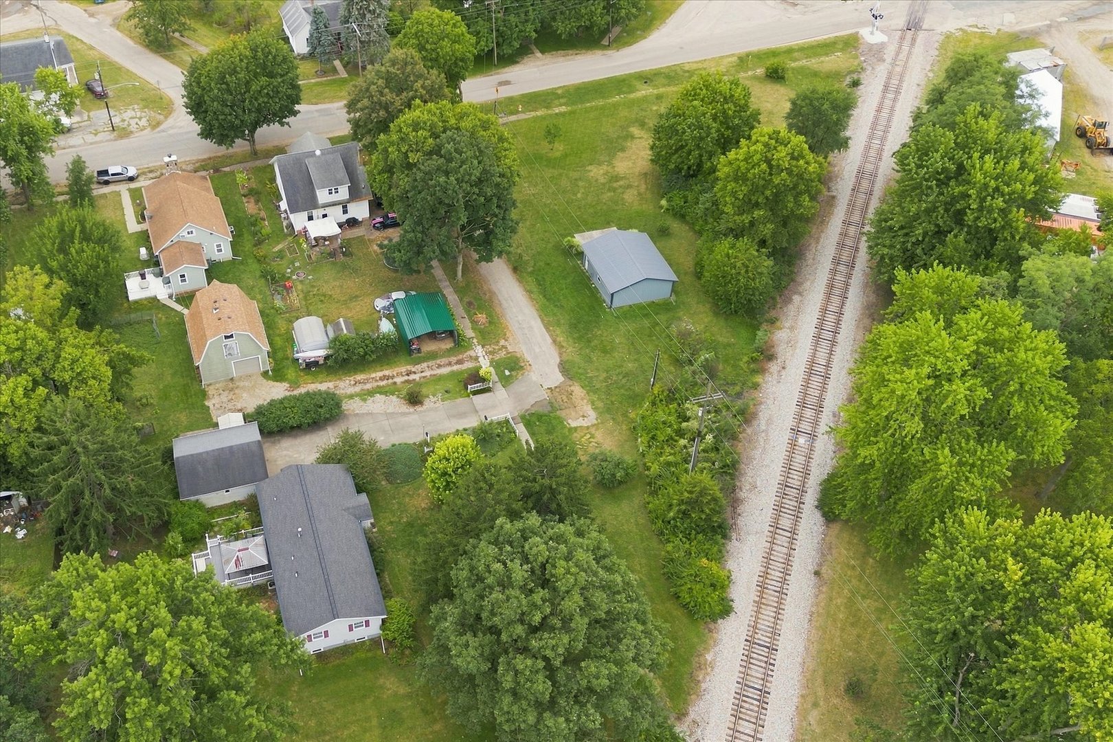 main property photo 38