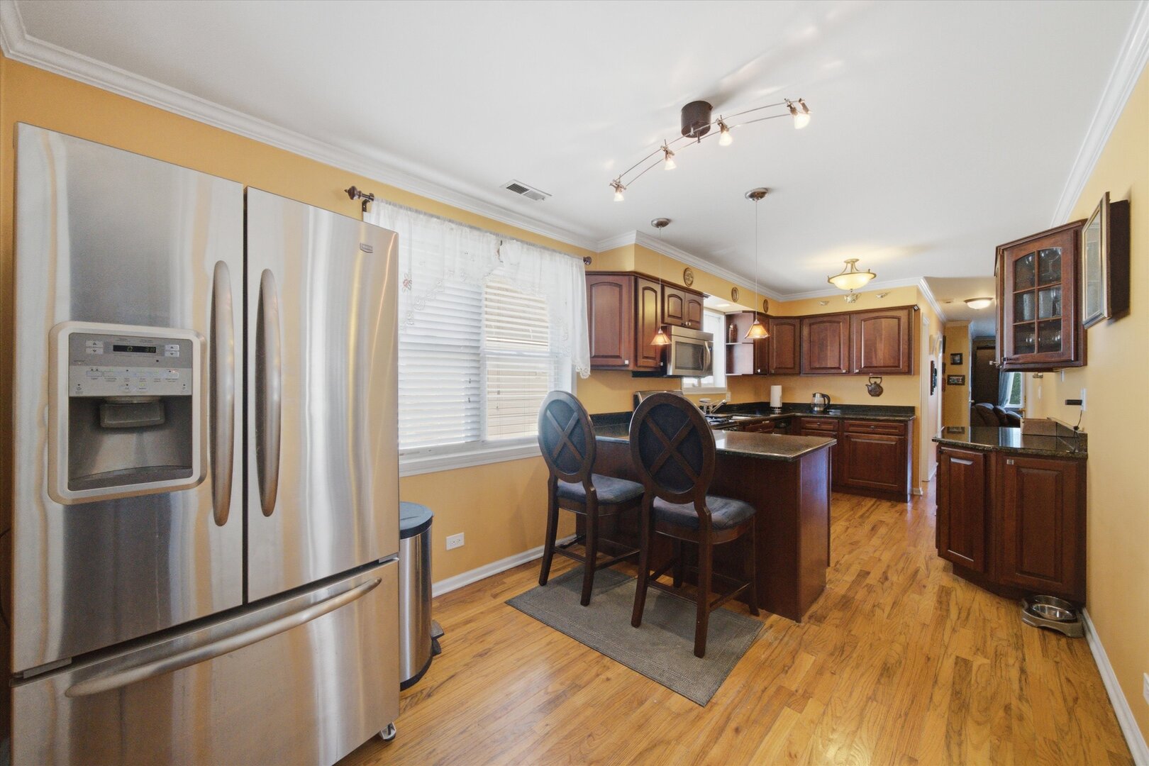 main property photo 11
