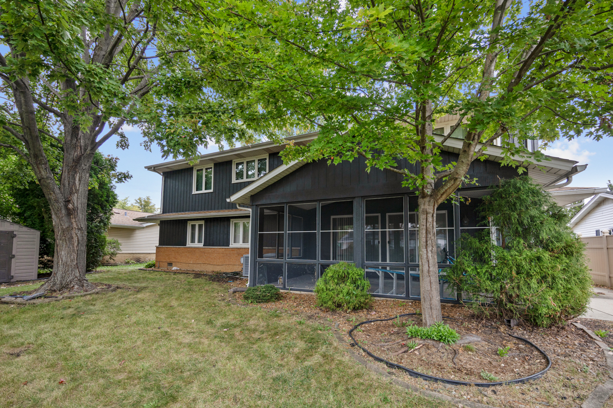 main property photo 24