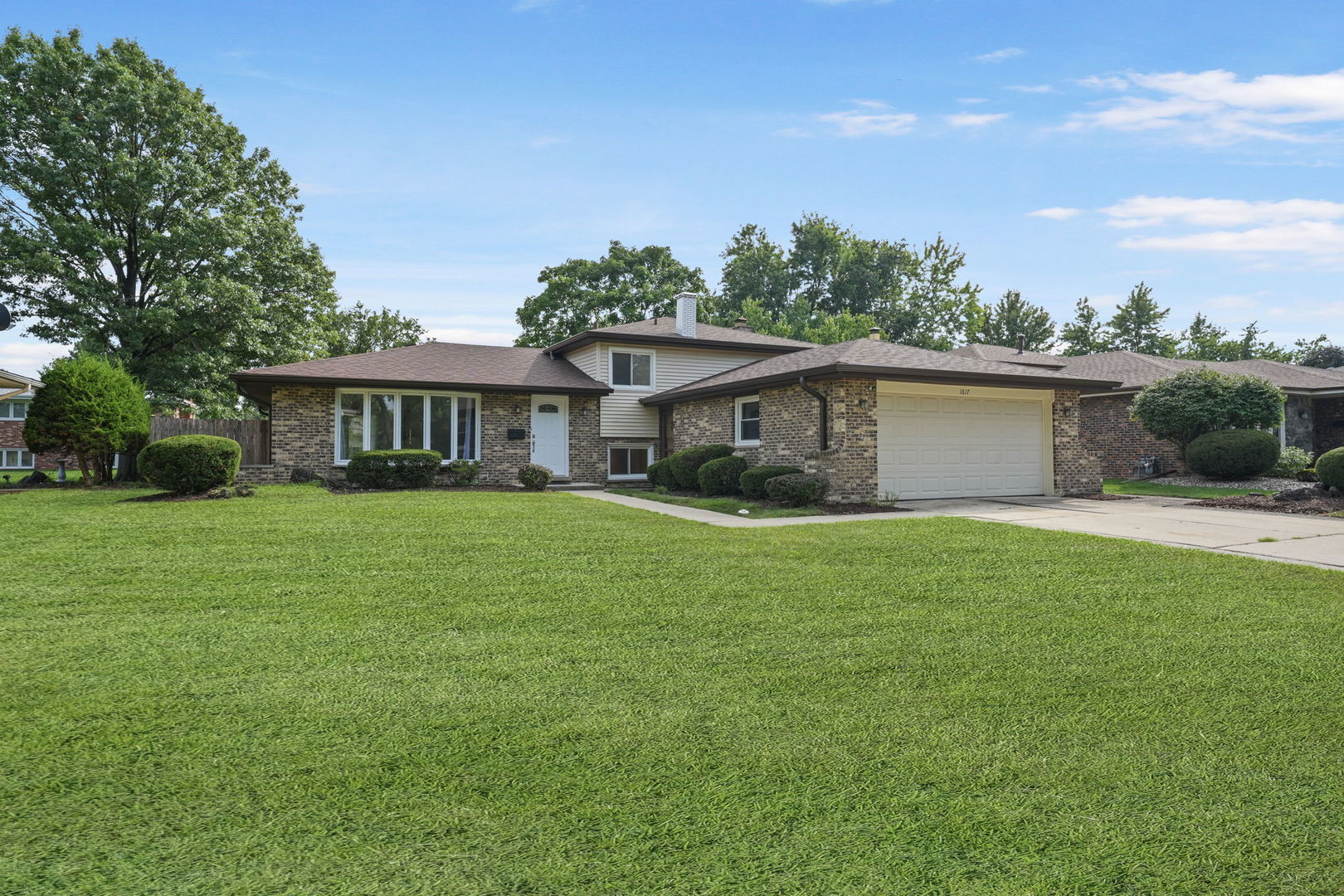 property viewer photo 1