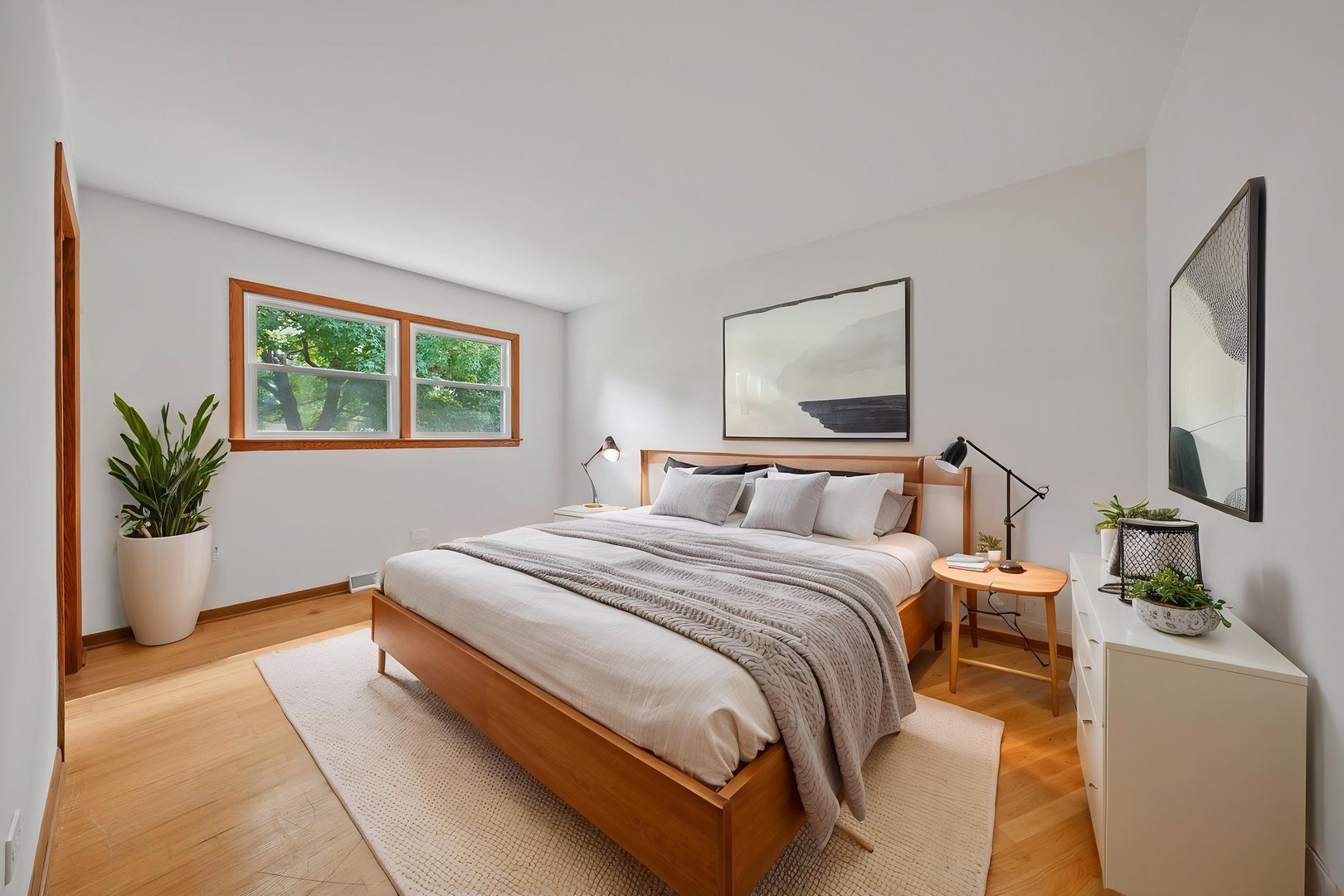 property viewer photo 13