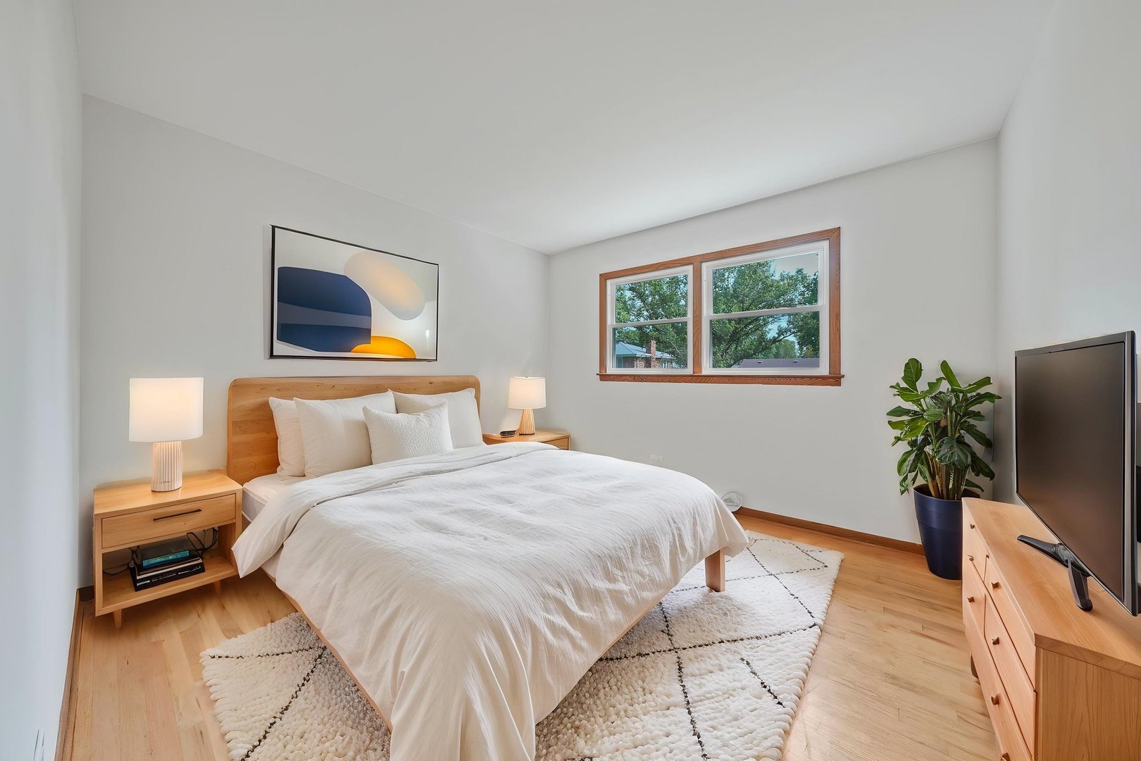 property viewer photo 15