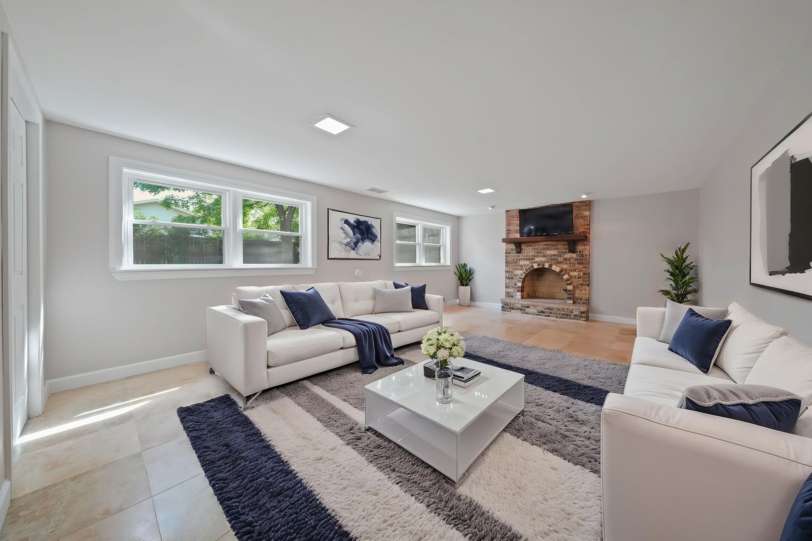 property viewer photo 18