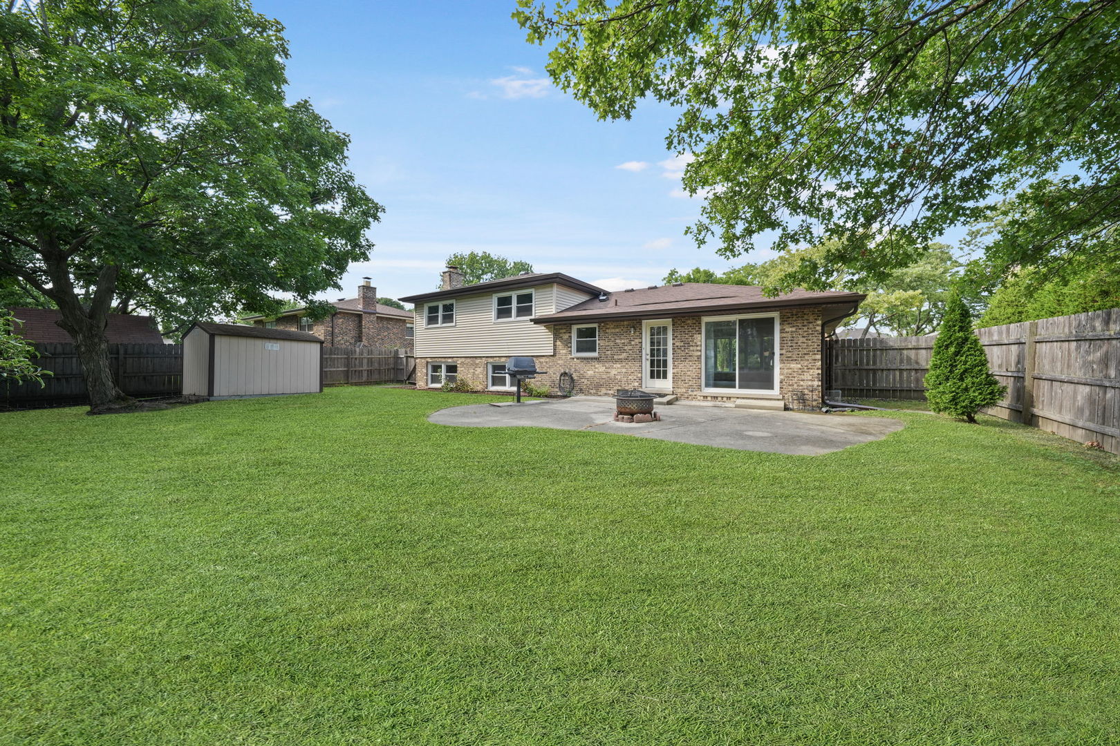 property viewer photo 23