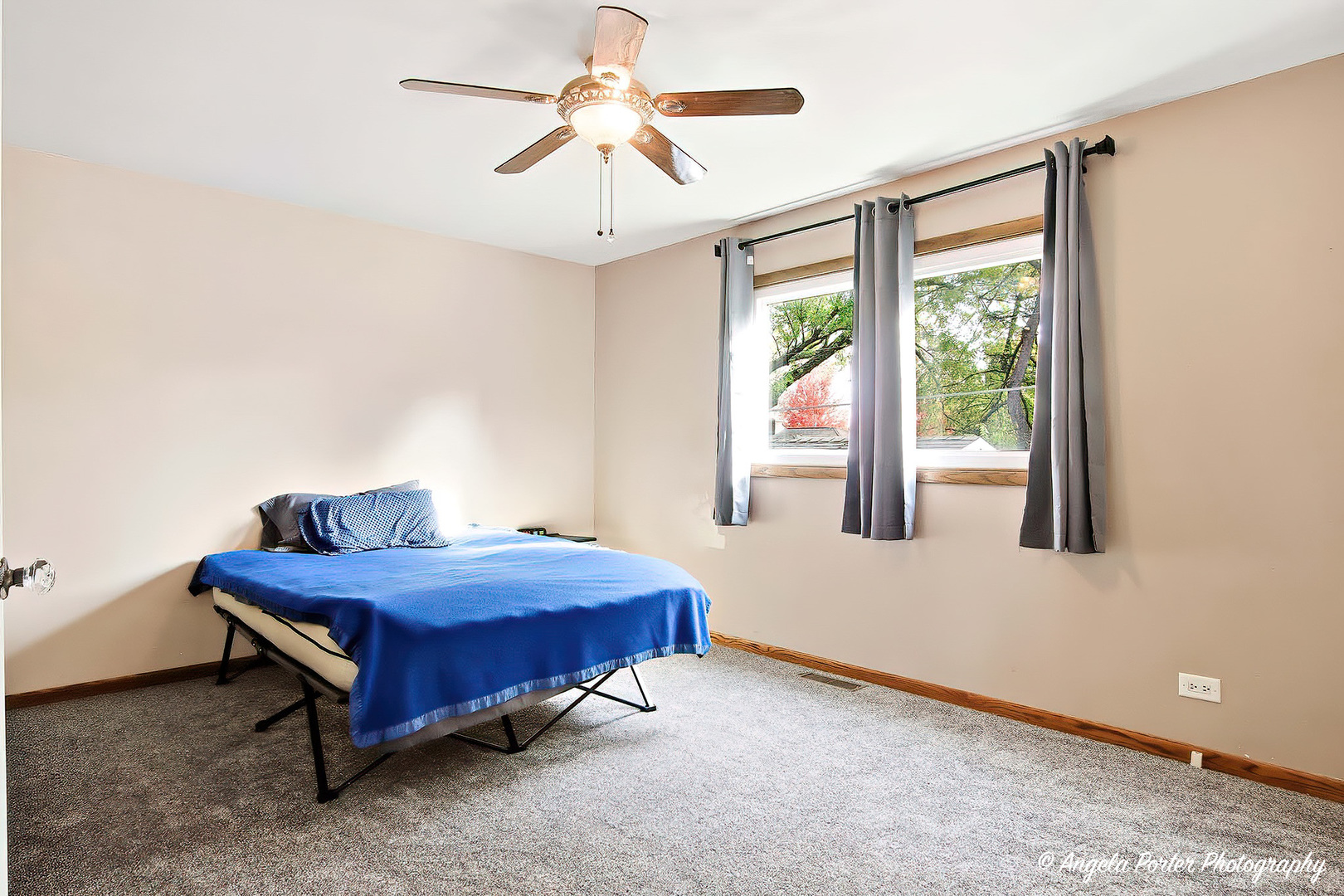 main property photo 12