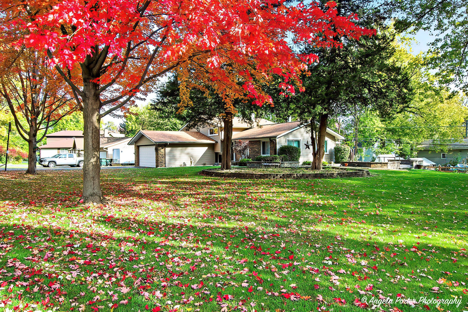 main property photo 23