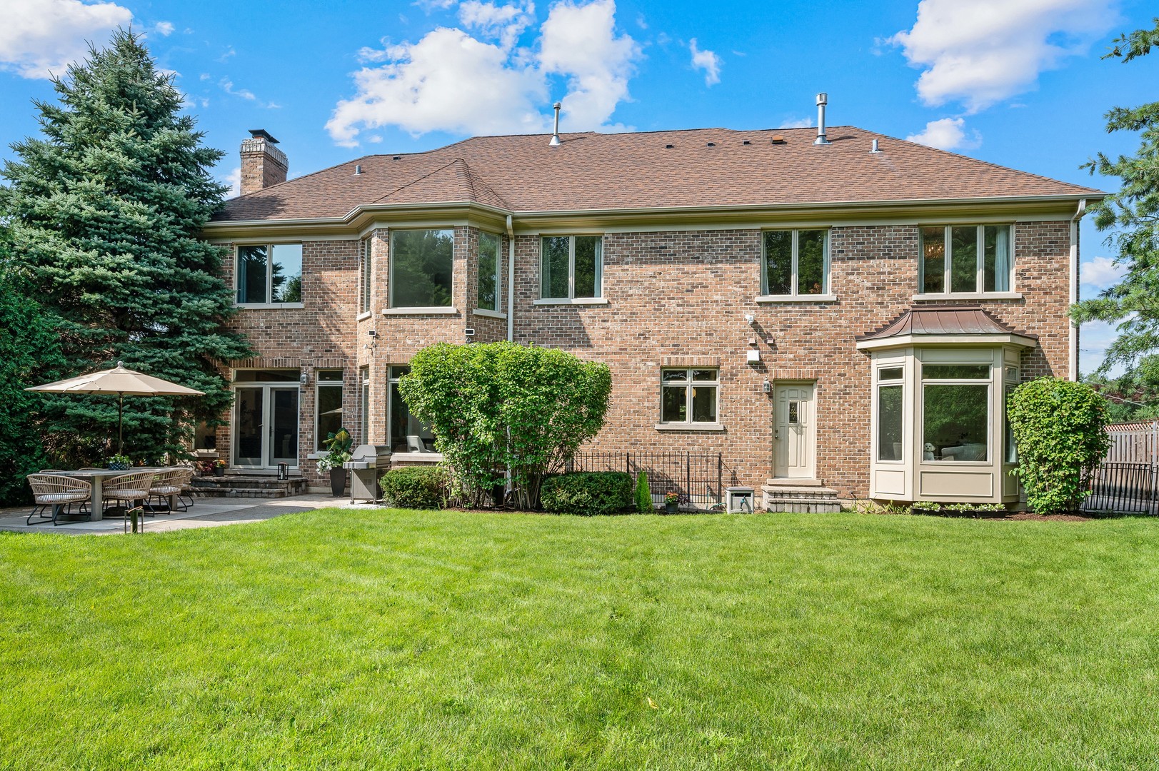 main property photo 16