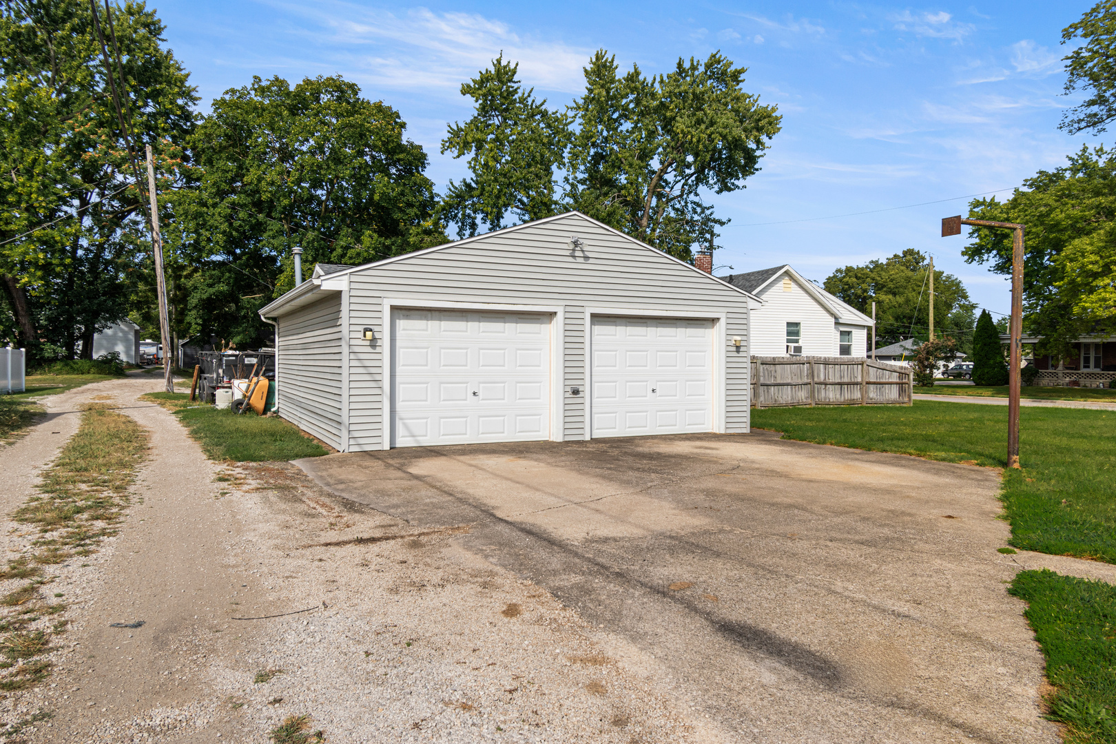 main property photo 61