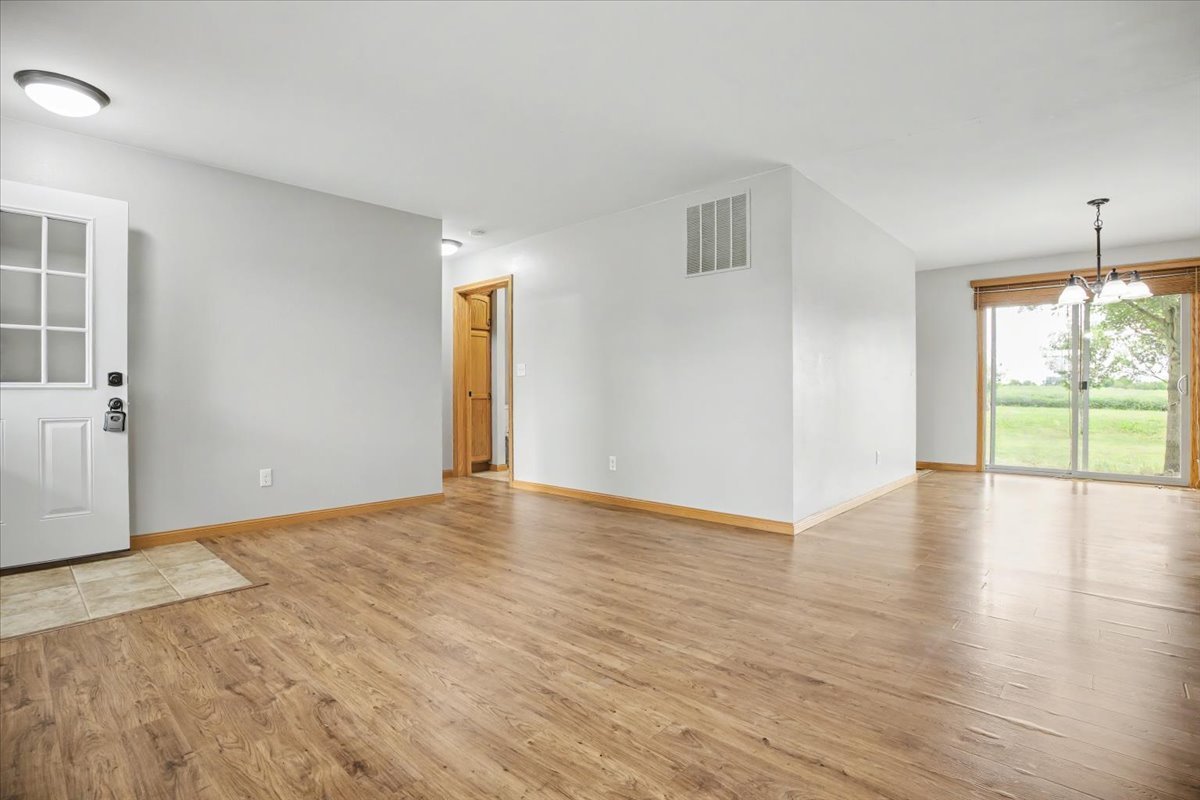 property viewer photo 10