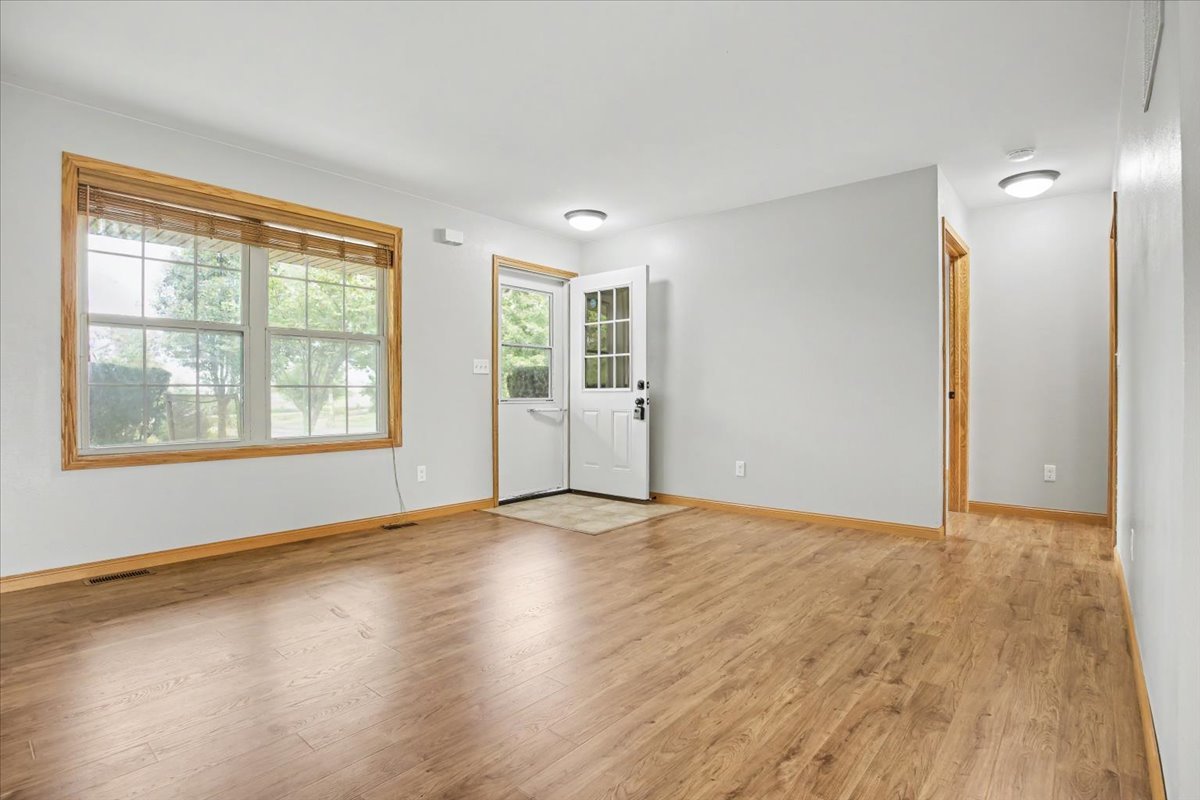 property viewer photo 11