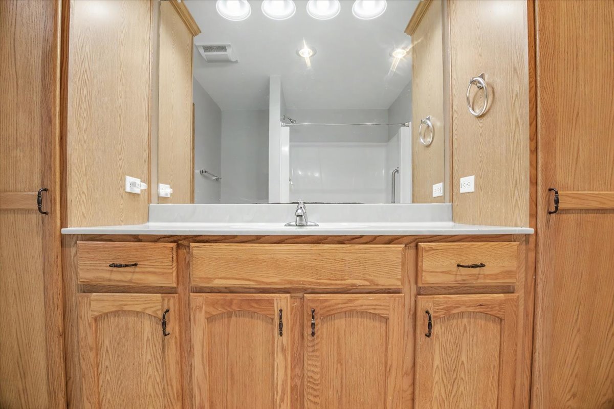 property viewer photo 20
