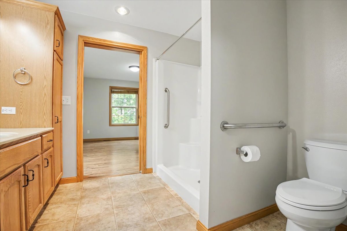 property viewer photo 23