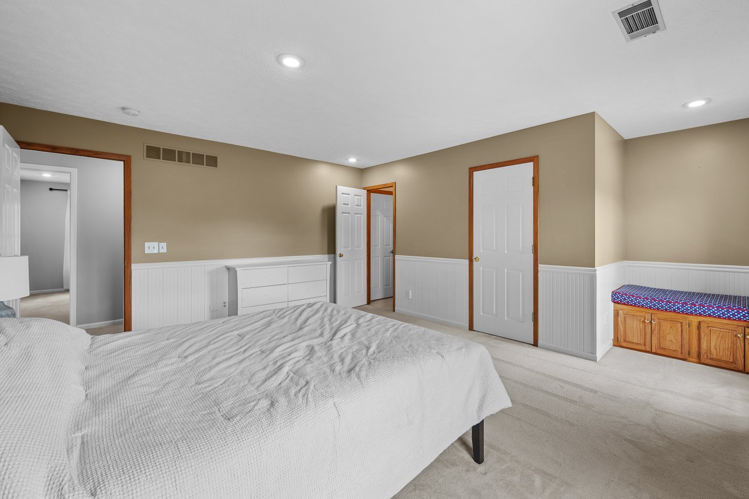 main property photo 67