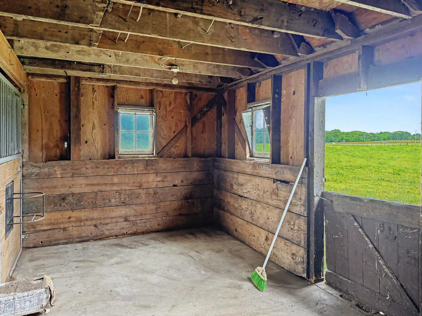 main property photo 22