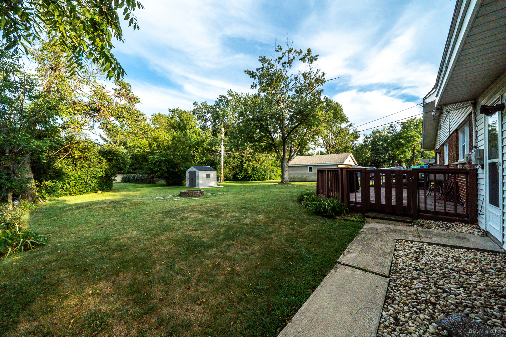 main property photo 14