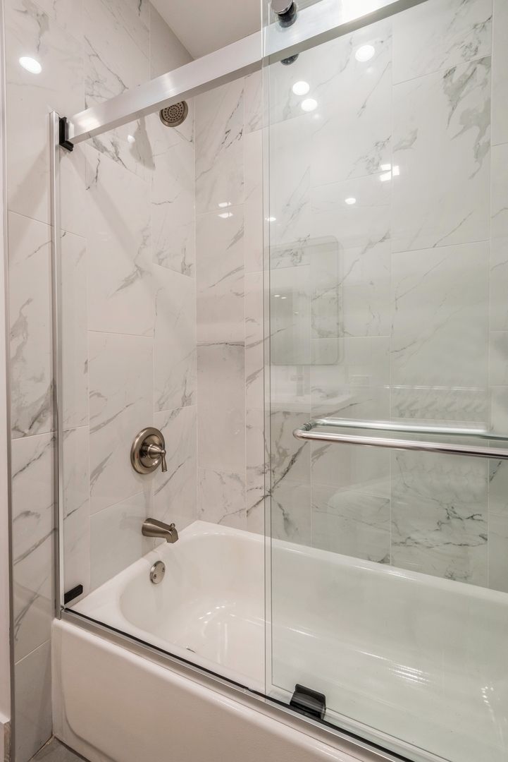 property viewer photo 17