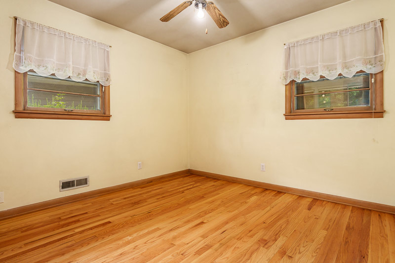 property viewer photo 24