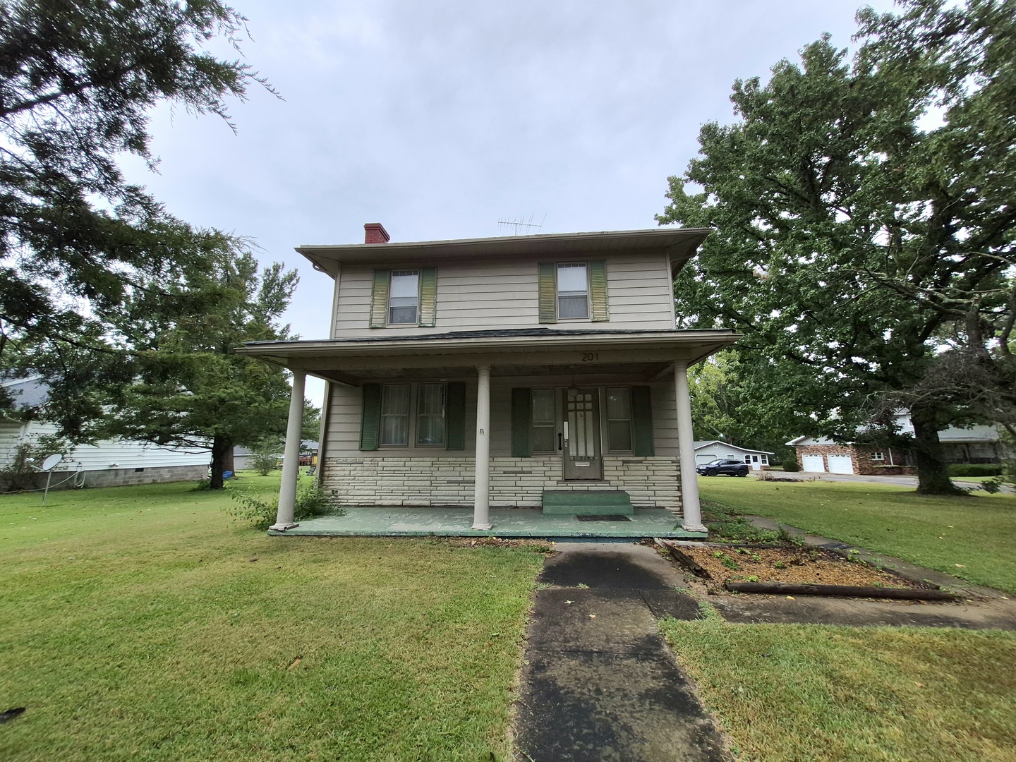 main property photo 2