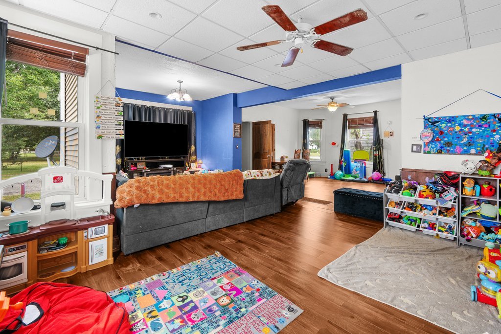 main property photo 21