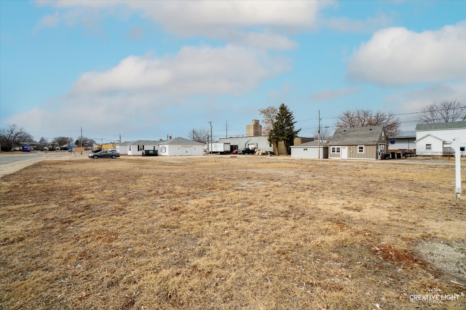 main property photo 6