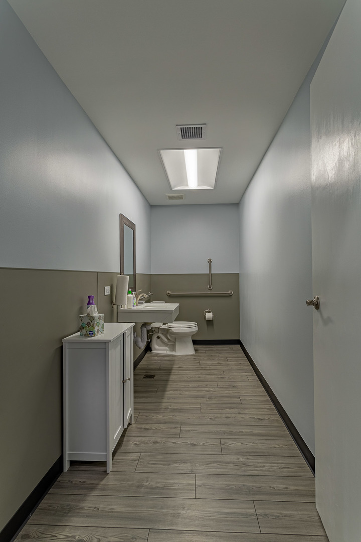 main property photo 6