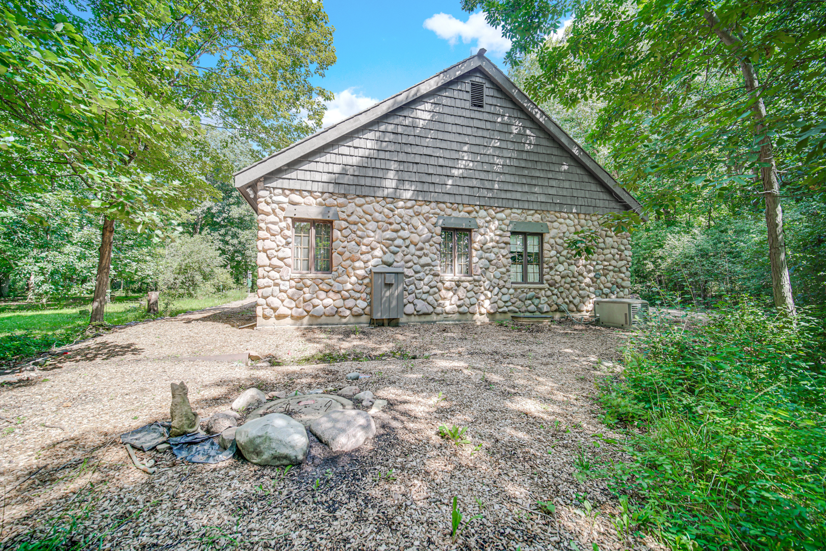 main property photo 57