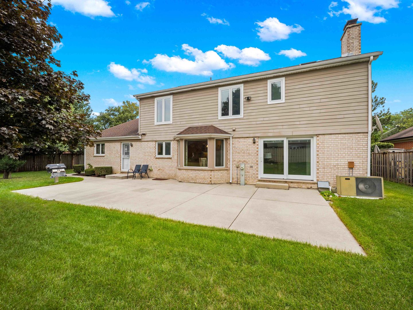 main property photo 29