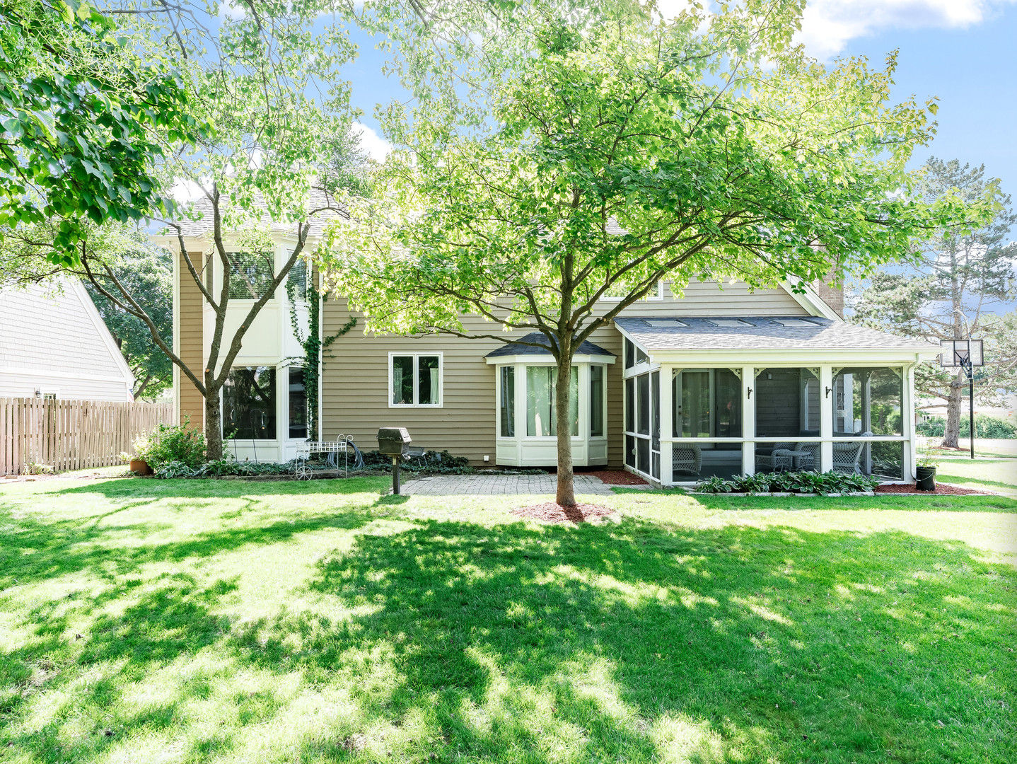 main property photo 32