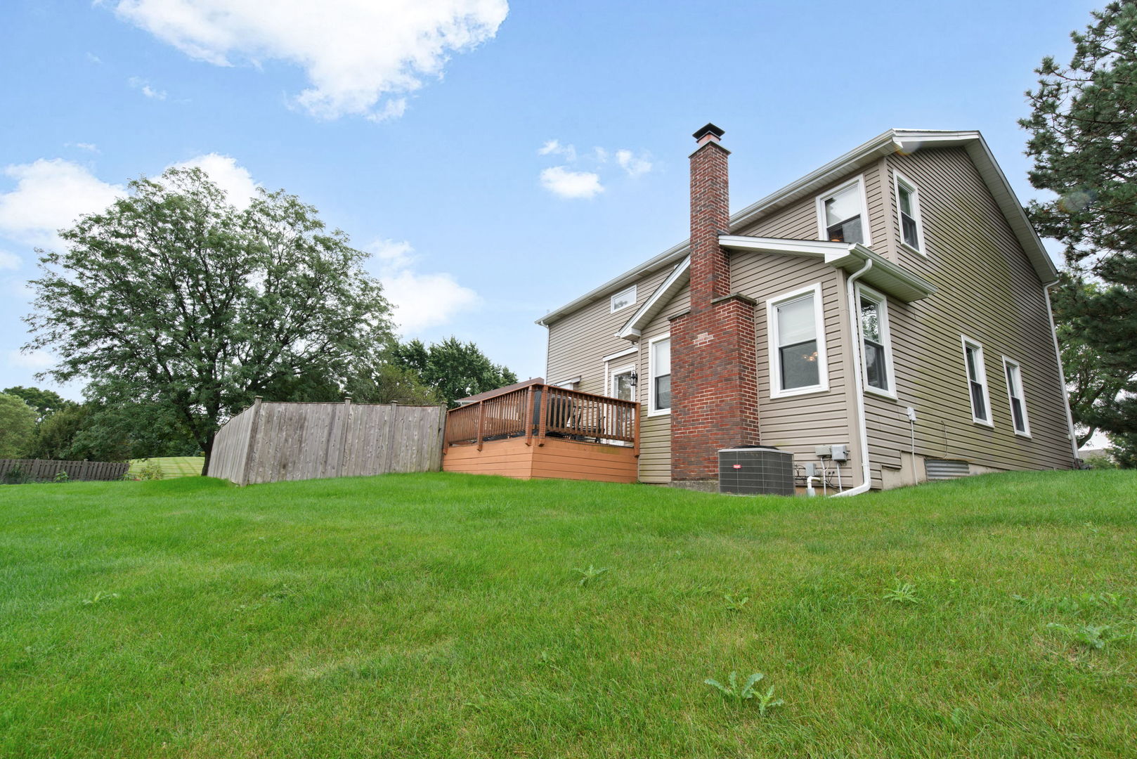 main property photo 25
