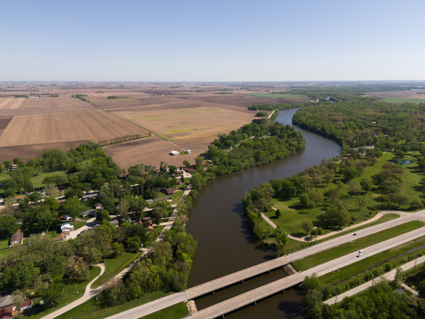 main property photo 35