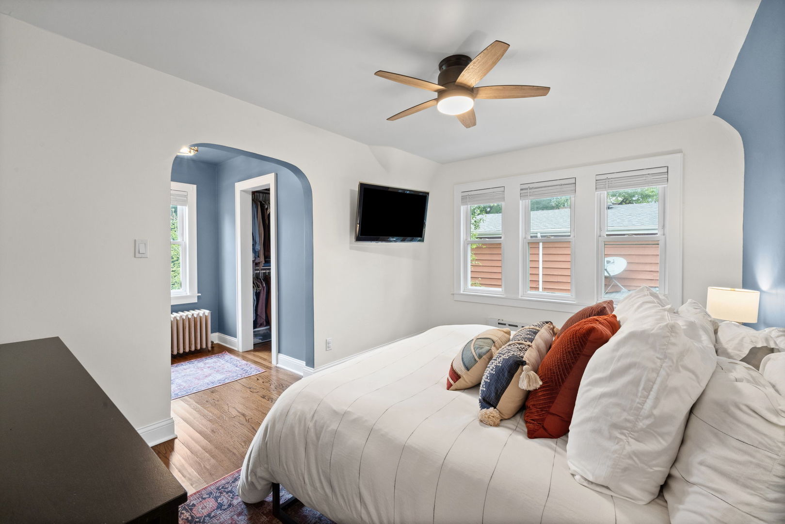 property viewer photo 18