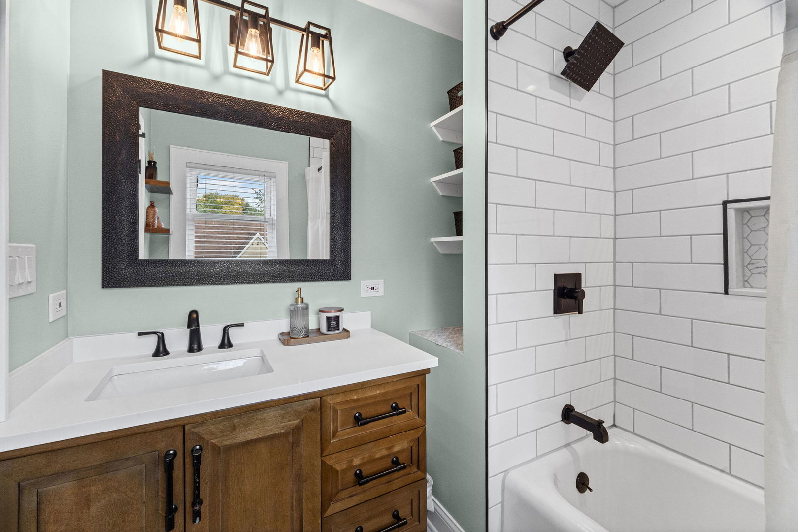 property viewer photo 25