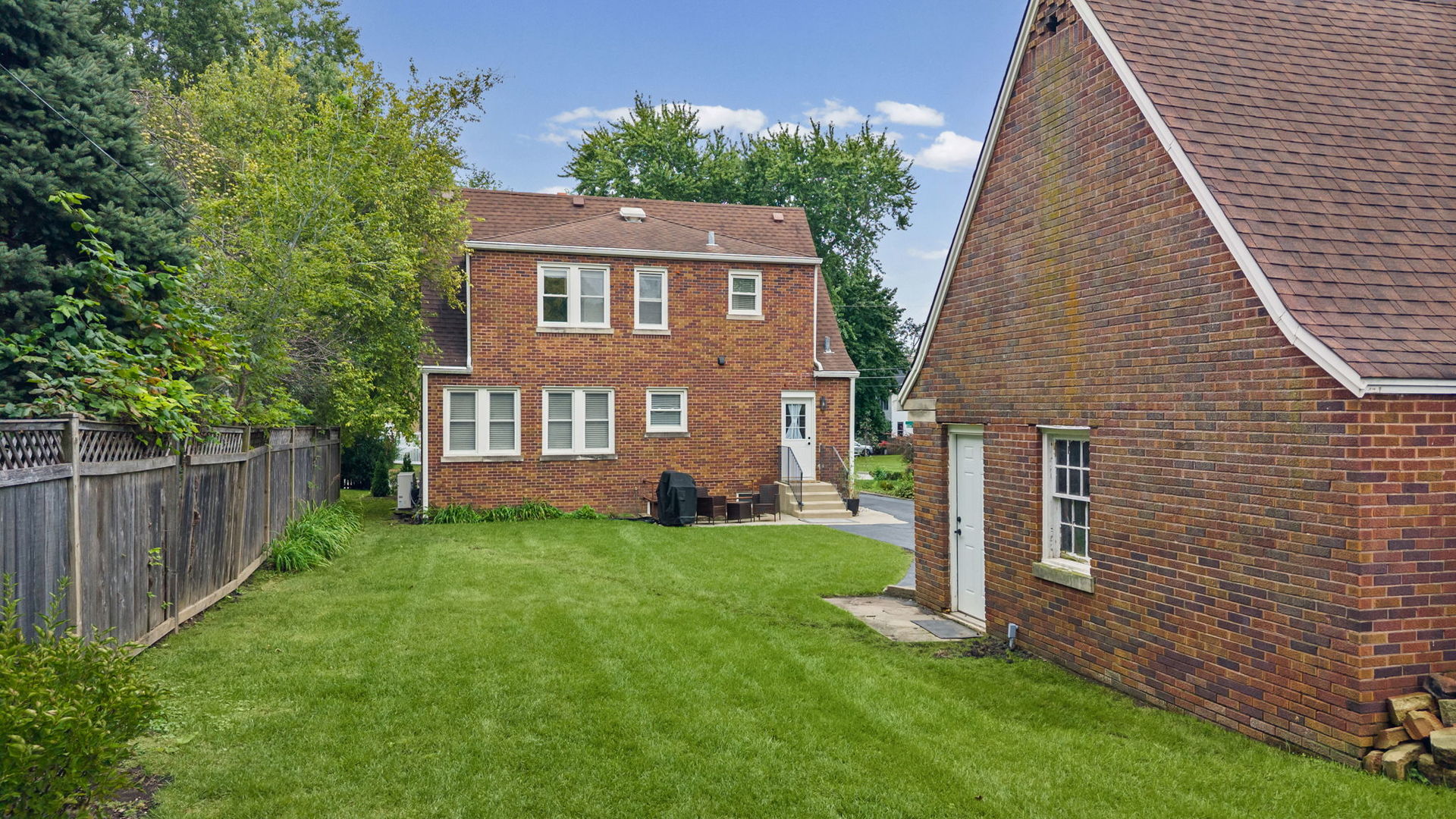 property viewer photo 30