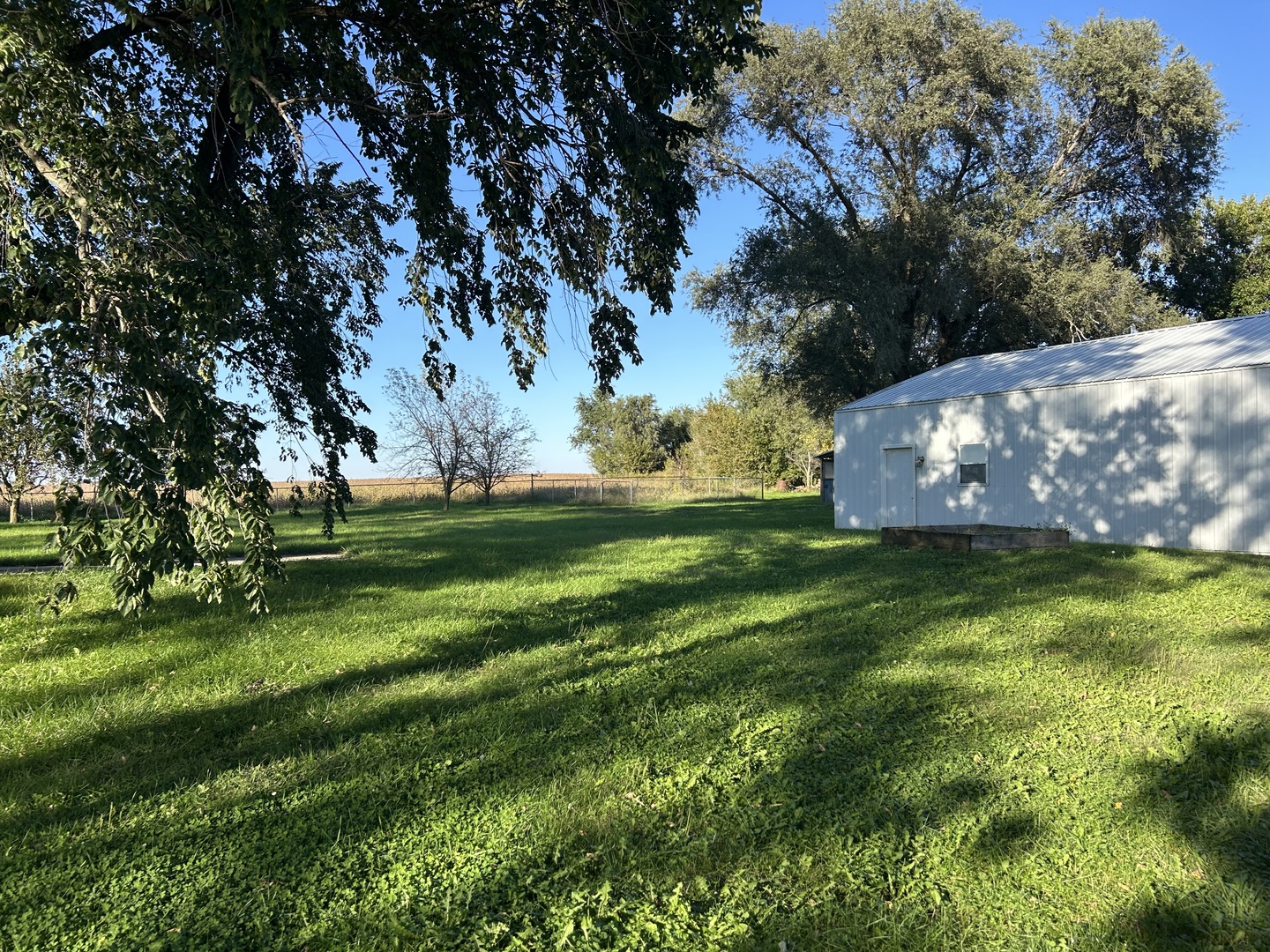 main property photo 19