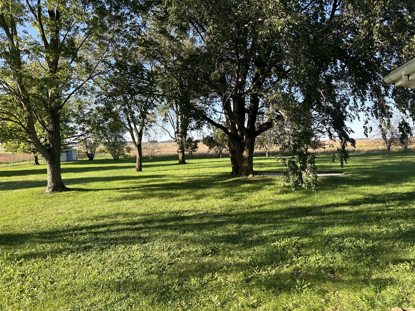 main property photo 20