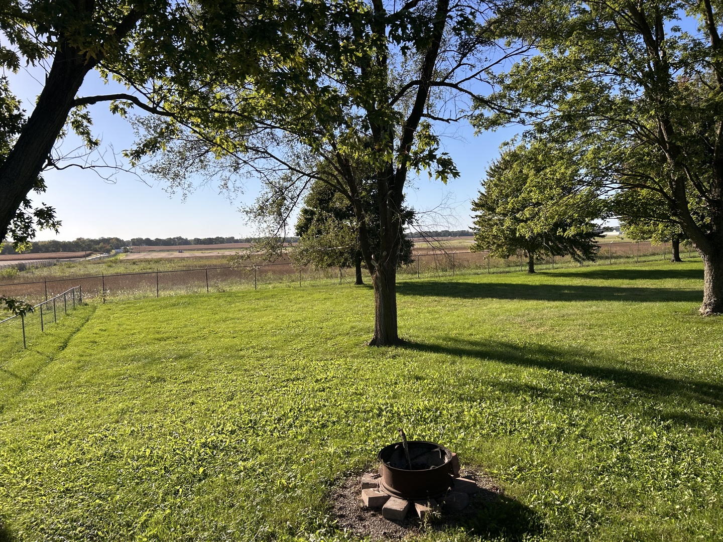 main property photo 22