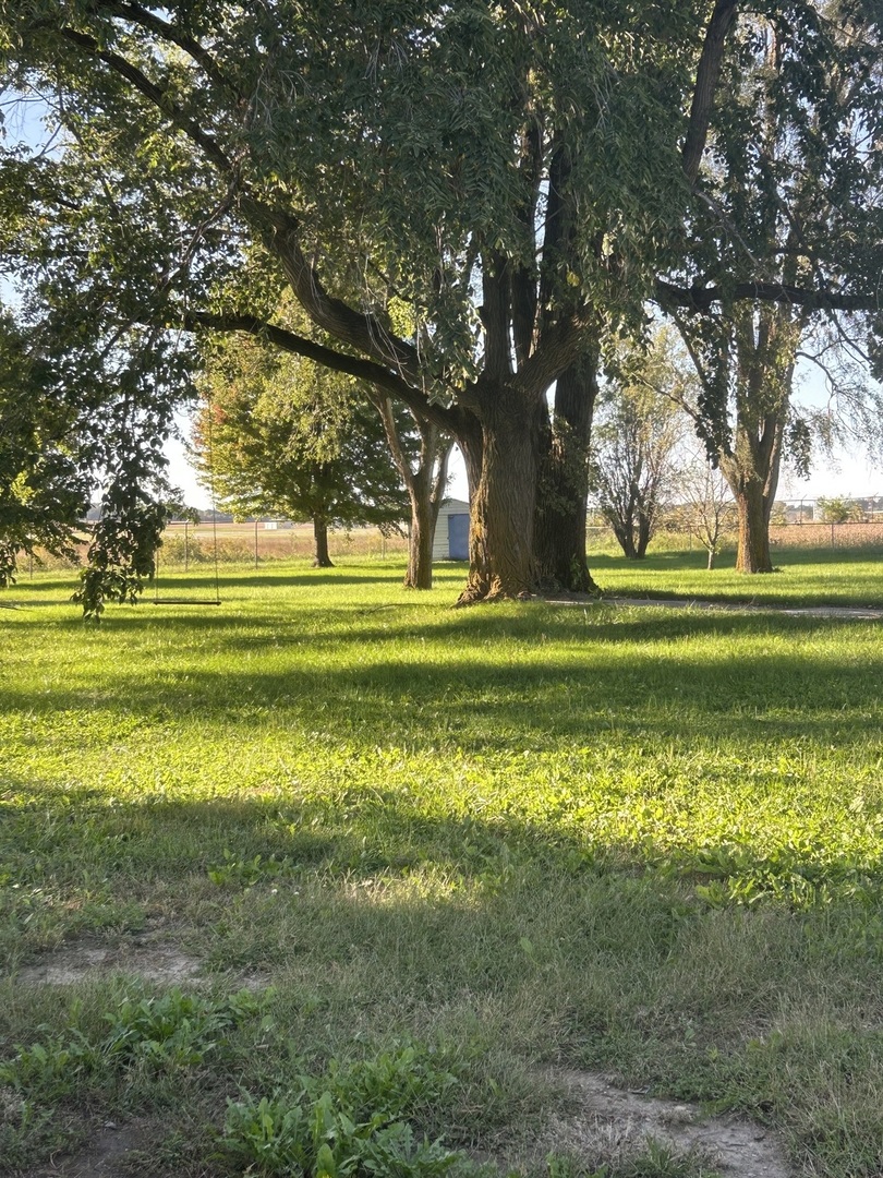 main property photo 37