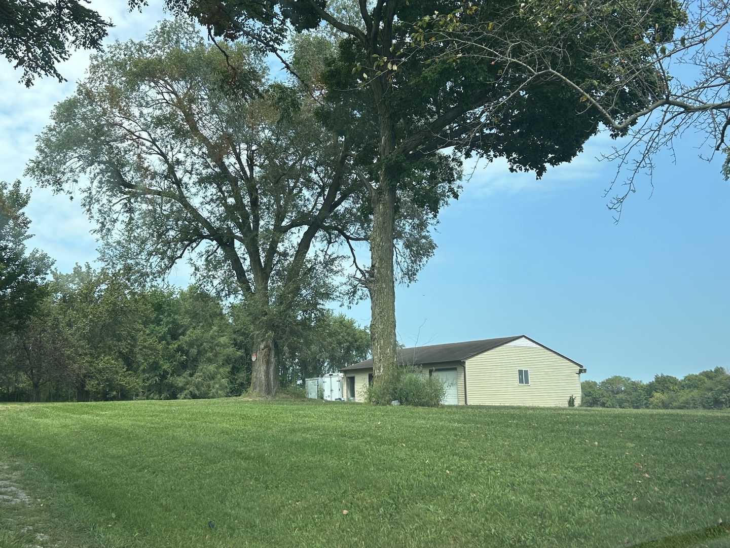 main property photo 68