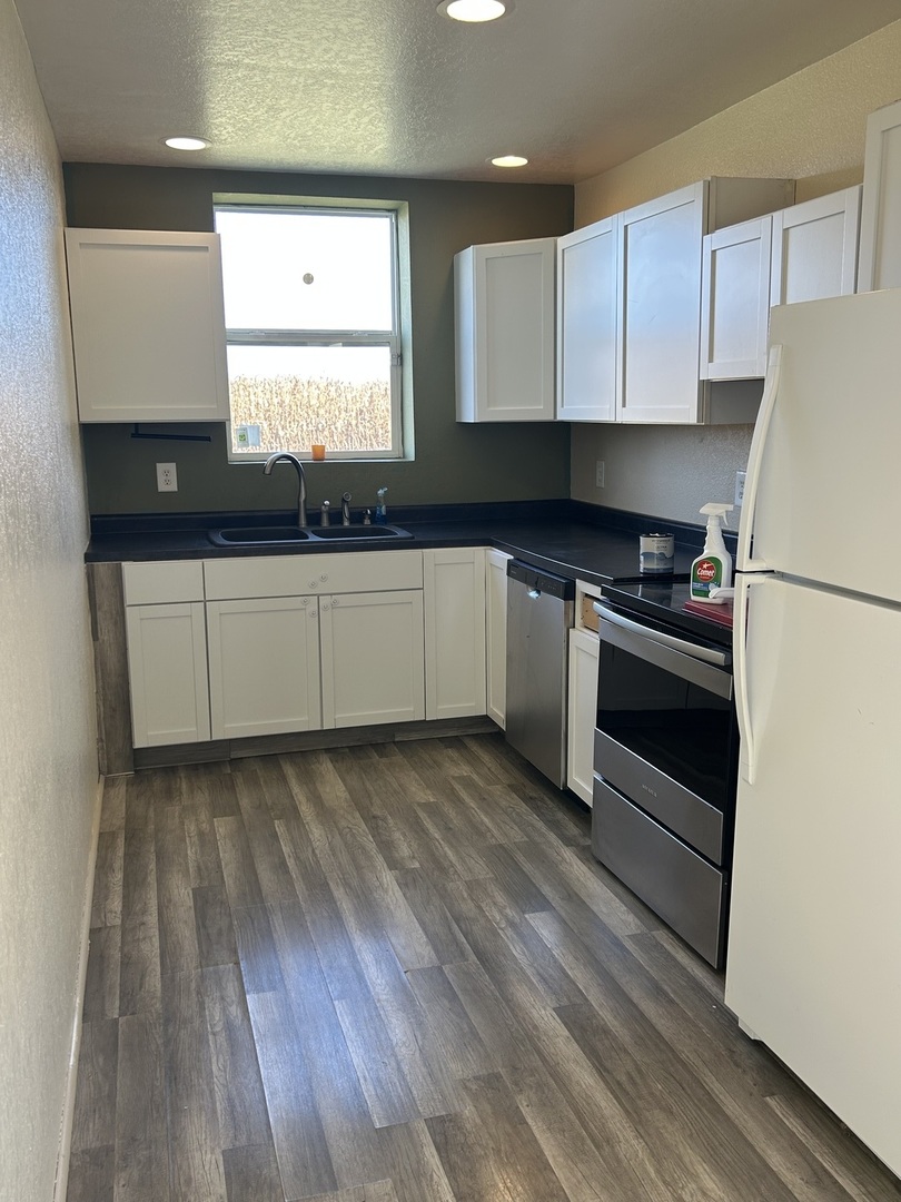 main property photo 68