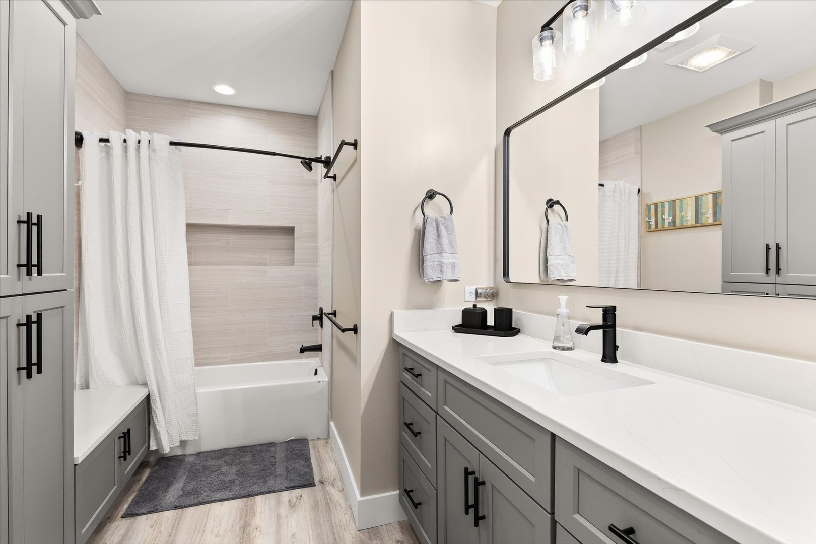 main property photo 64