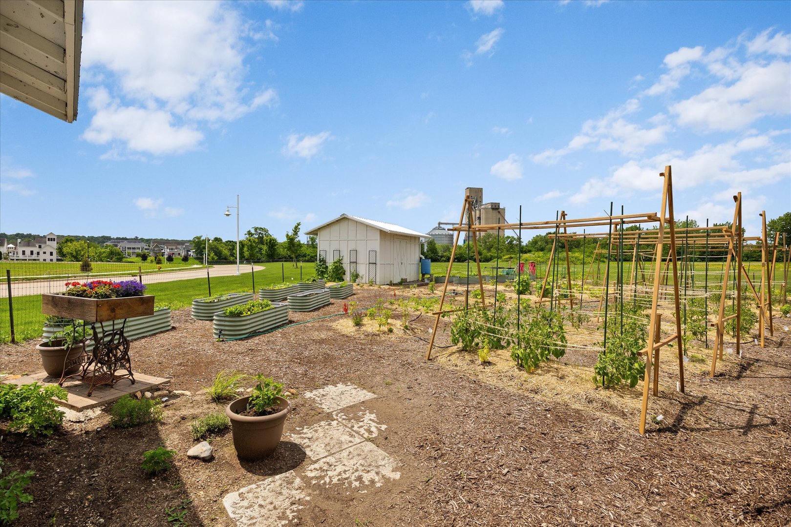 main property photo 90