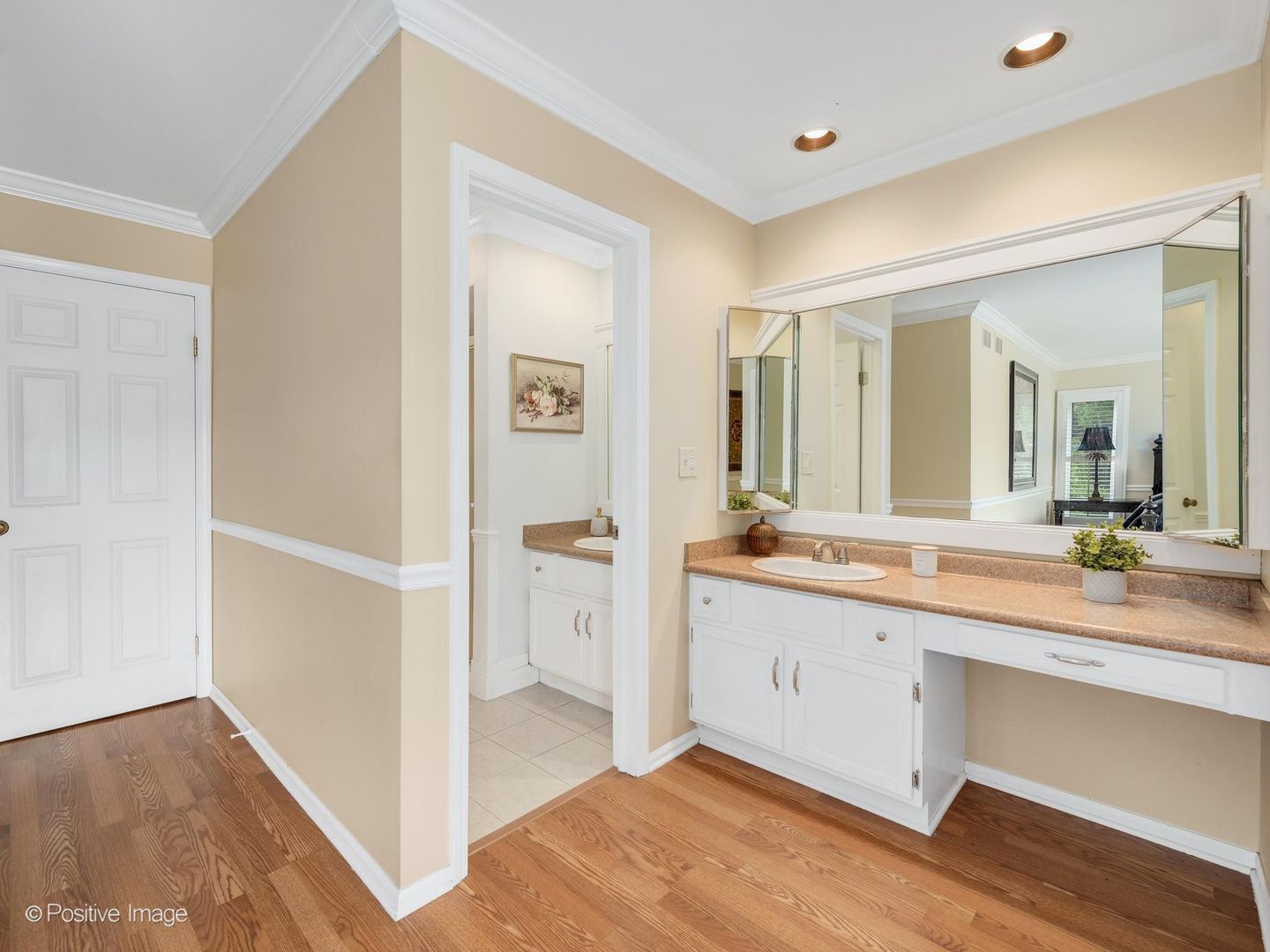 property viewer photo 15