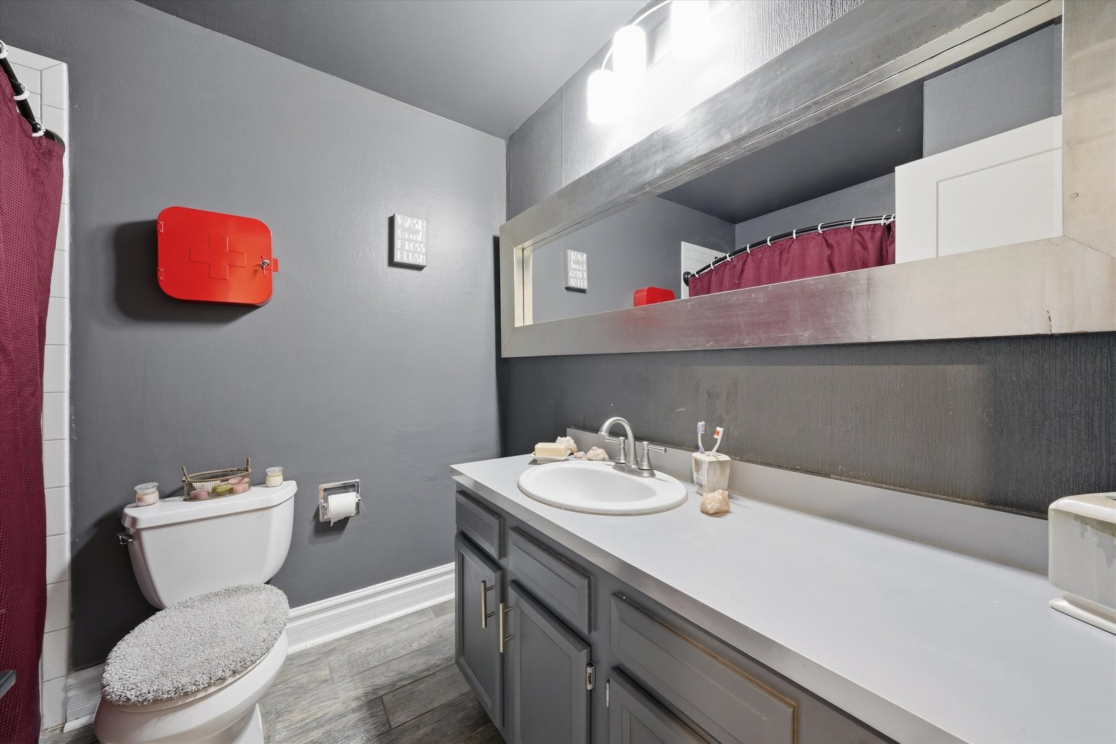 main property photo 14