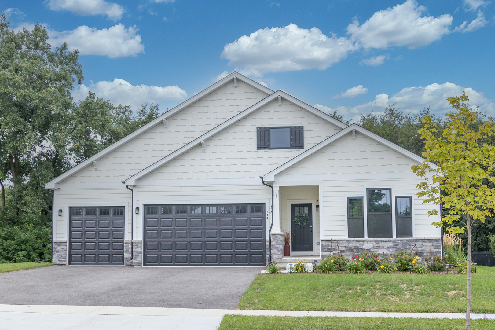main property photo 0