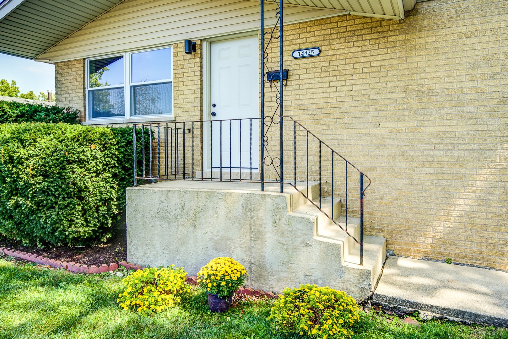 main property photo 3