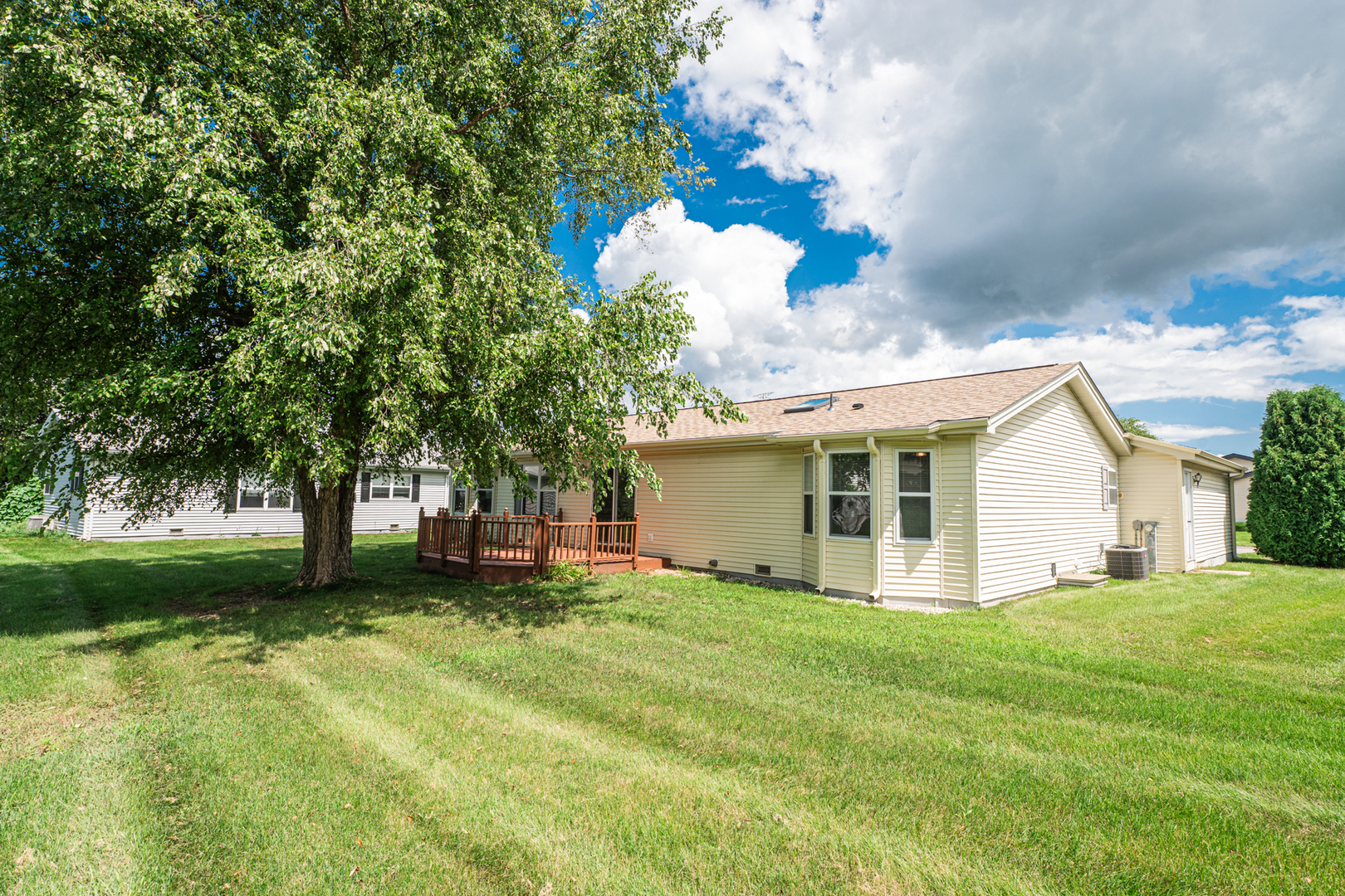 main property photo 35