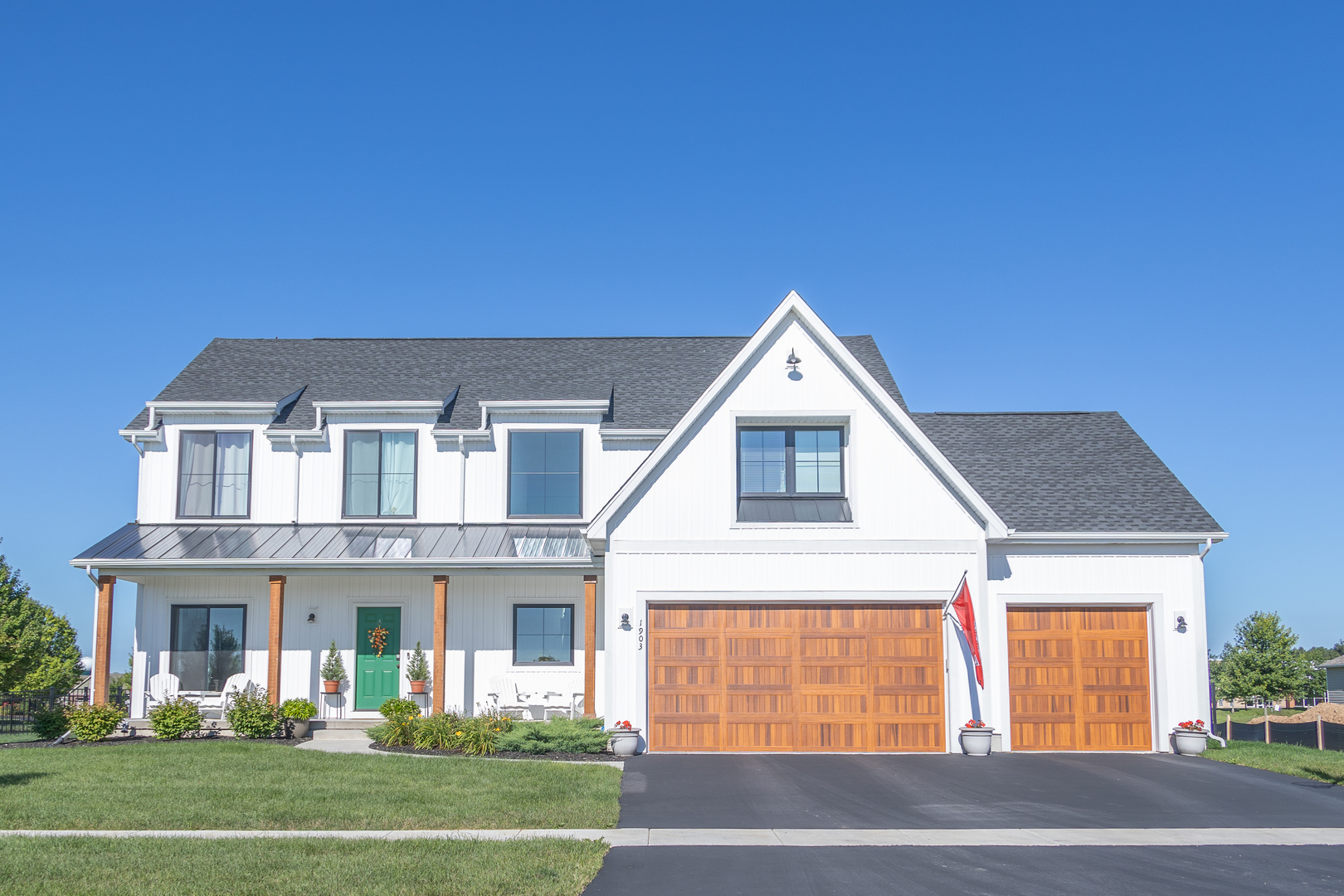 main property photo 0